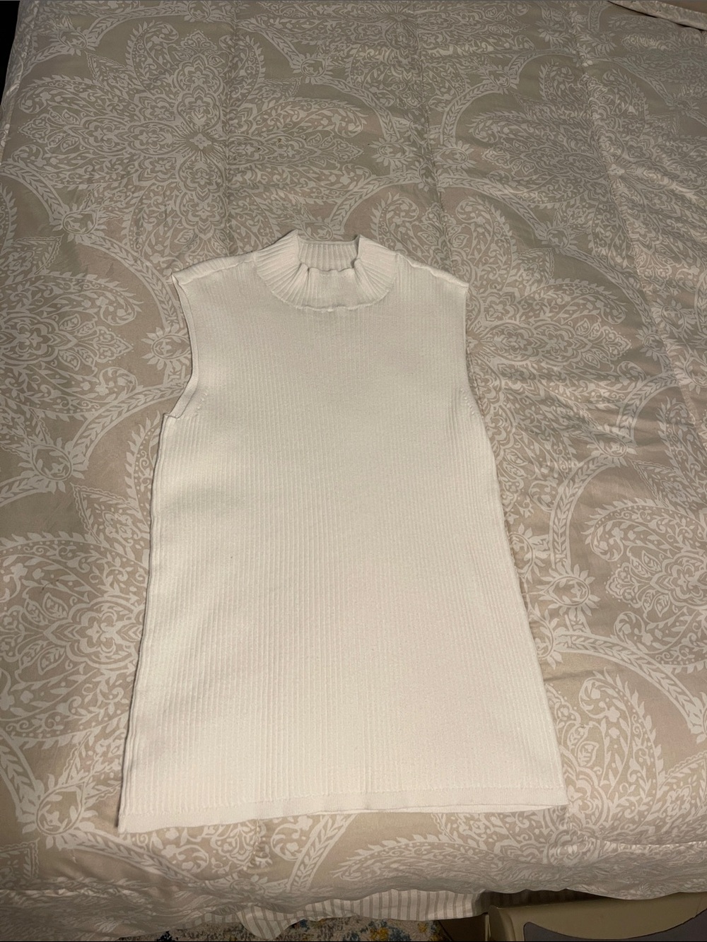 LOFT Cream Sleeveless Mock Neck Ribbed Tank